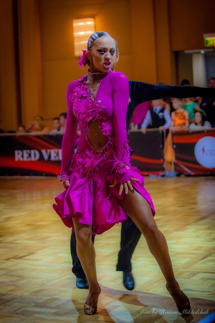 Страстная Латина на кубке Red Velvet по бальным танцам